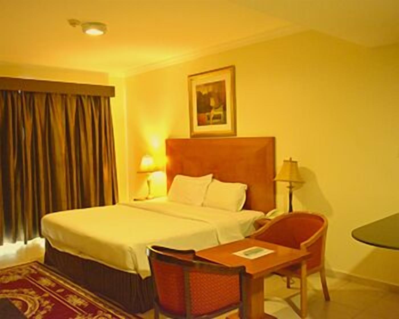 Icon Hotel Apartments Dubai Exterior photo